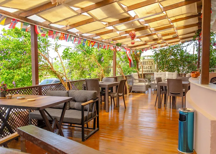 Ephesus Palace Hotel 2*