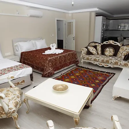 Ephesus Palace Hotel 2*