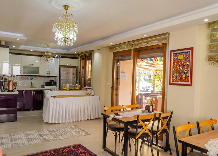 Ephesus Palace Ξενοδοχείο