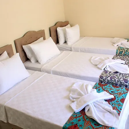 Ephesus Palace Hotel 2*